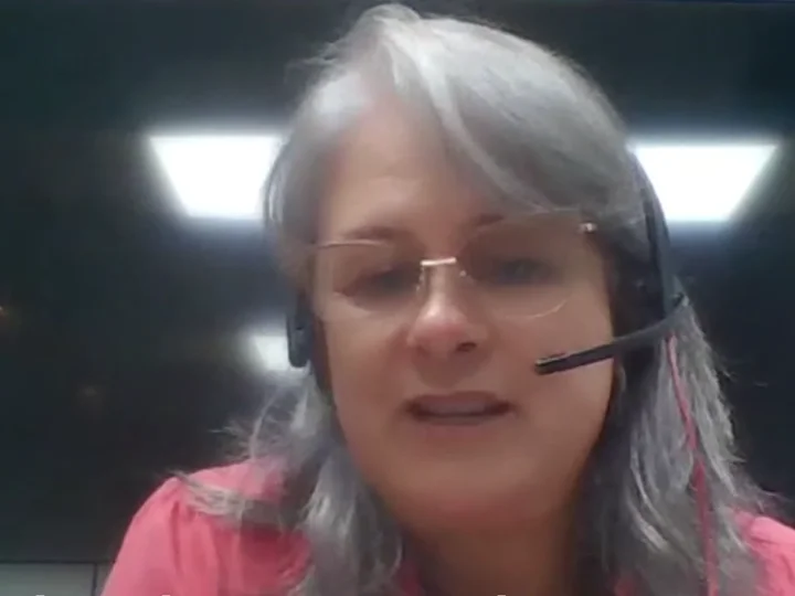 Grasiela, em conversa com Arthur