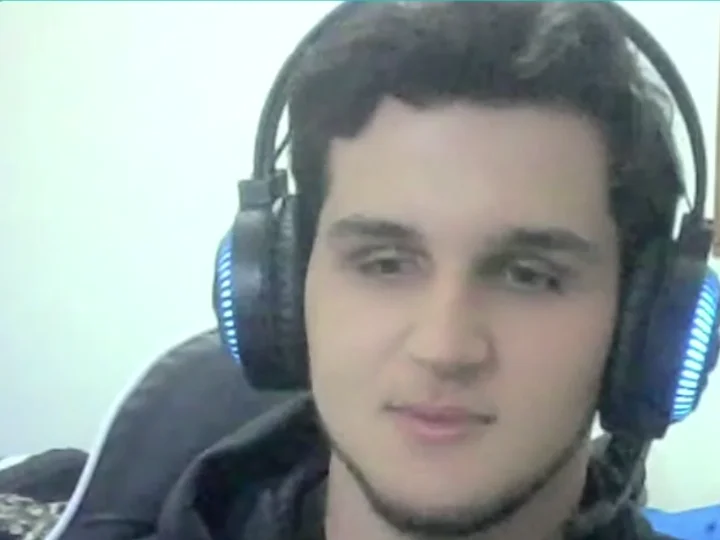 Samuel, em conversa com Arthur